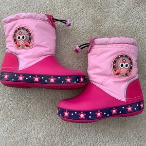 Girls winter crocs Size 11